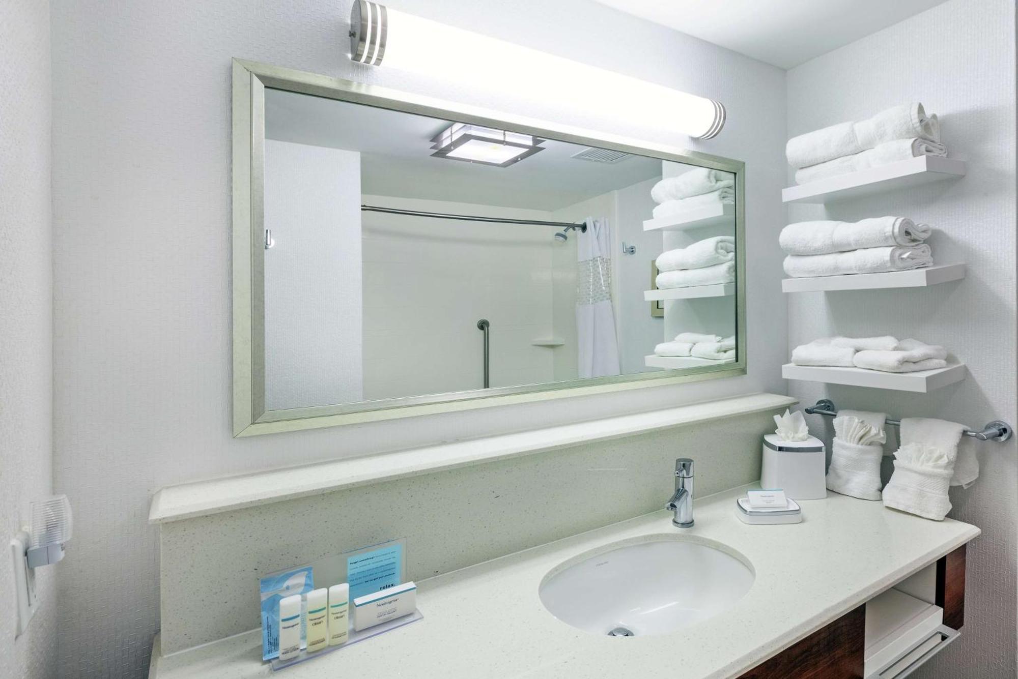 Hampton Inn & Suites Houston North Iah, Tx Εξωτερικό φωτογραφία